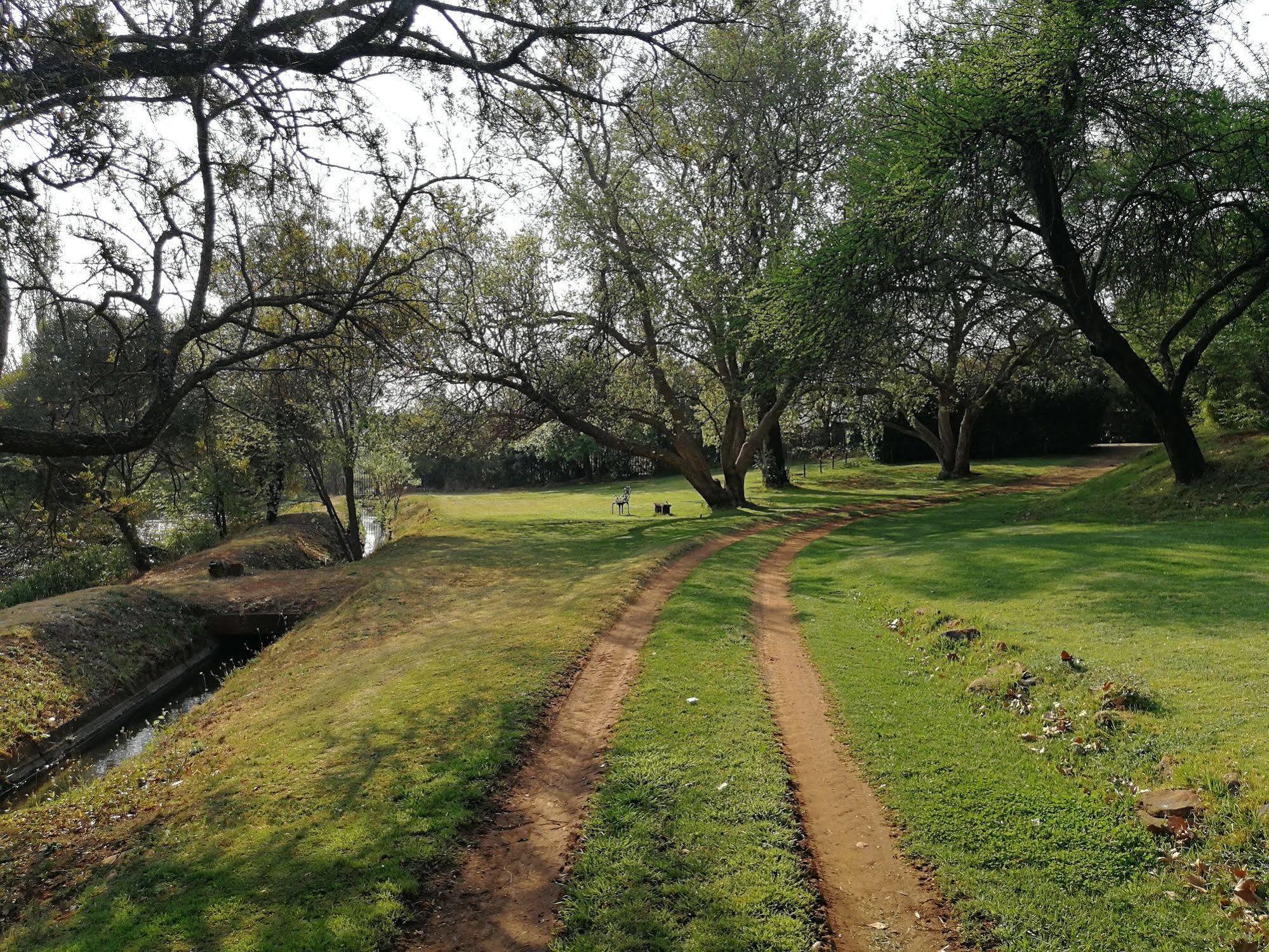 Budmarsh Country Lodge Магалисбург Экстерьер фото